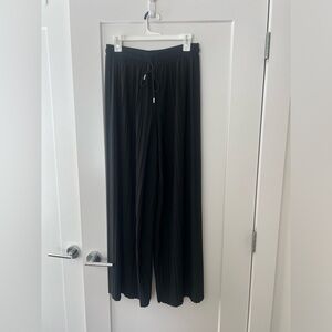 Black Pleated Wide-Leg Pants